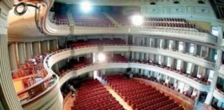 Teatro Pérez Galdós, en Gran Canaria, tendrá una pista de hielo en junio para acoger el ballet 'El lago de los cisnes'