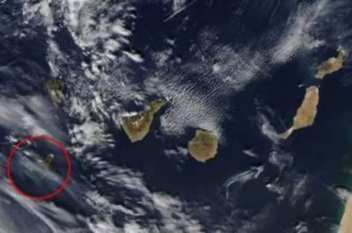Tercera imagen de satélite de la erupción volcánica de El Hierro