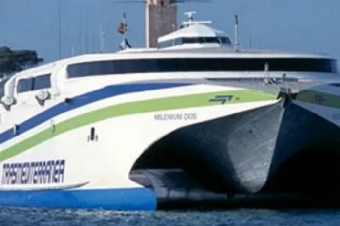 El fast ferry de Acciona empezará a operar entre Gran Canaria y Fuerteventura el 1 de diciembre