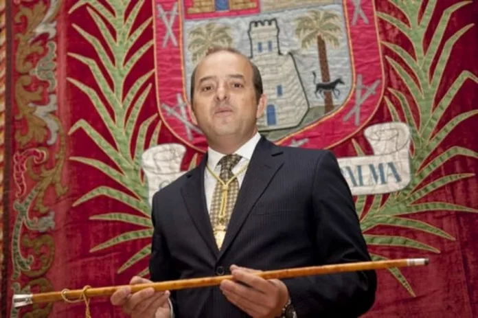 El juez cita al alcalde de Las Palmas de Gran Canaria a declarar como imputado en el Caso Canódromo
