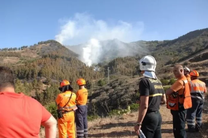El incendio de San Mateo (Gran Canaria) pasa a nivel insular, tras controlarse el fuego