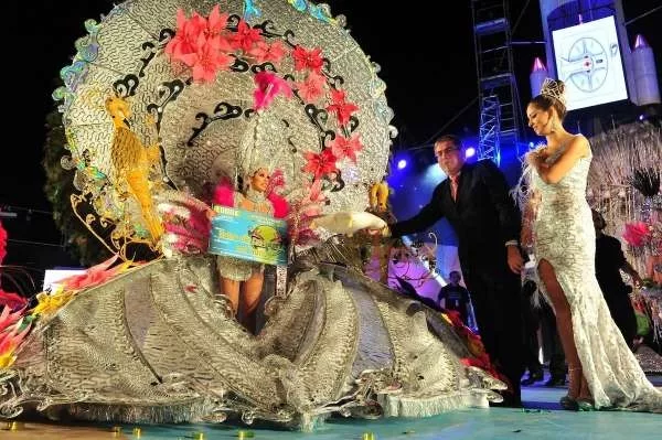 Coraima Falcón, Reina del Carnaval Internacional de Maspalomas (Gran Canaria)