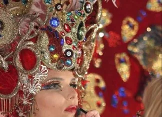 Herida grave una candidata a Reina del Carnaval de Tenerife al incendiarse su traje
