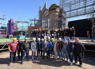 Escenario del Carnaval de Las Palmas con la última tecnología robótica